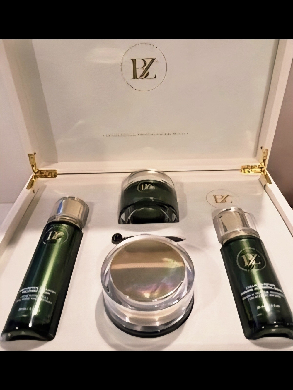 BELOW-ZERO 4-Piece Collagen and Peptide Replenishment Skincare Set